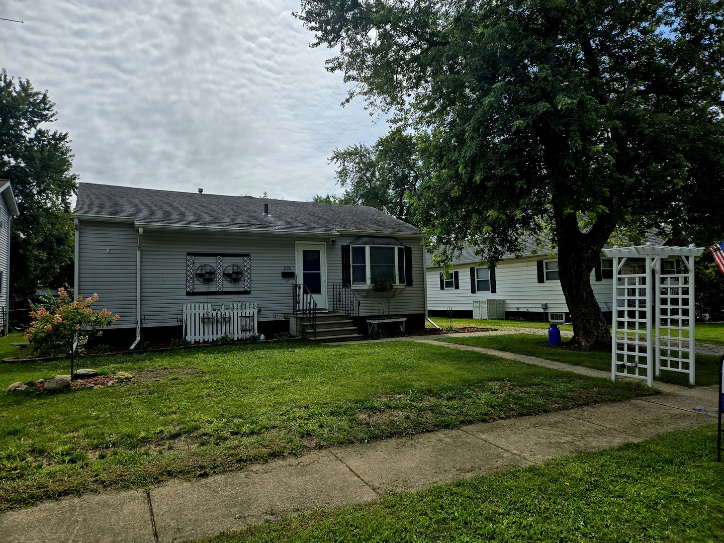 376 South Oak Street Manteno, IL 60950 - Photo 2 of 26