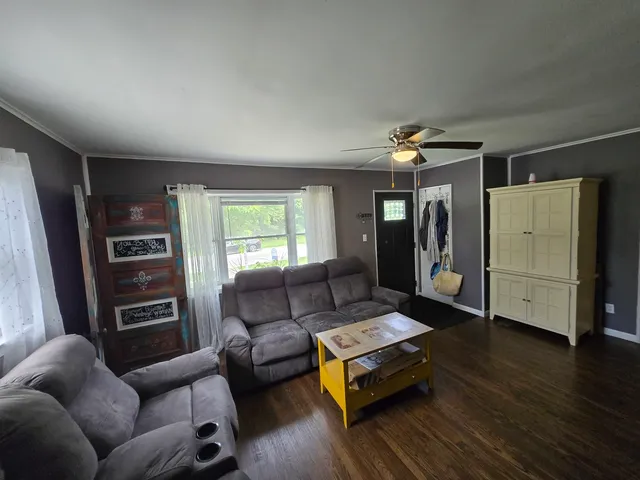 $240,000 | 376 South Oak Street, Manteno, IL 60950