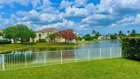 $750,000 | 1581 Northwest 159th Avenue, Pembroke Pines, FL 33028