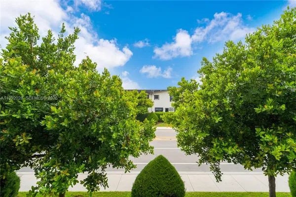 $2,775 | 8005 Northwest 104th Avenue, Unit 24, Doral, FL 33178