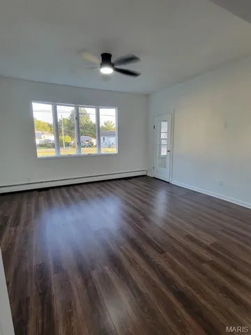 $164,500 | 1021 East Main Street, Staunton, IL 62088