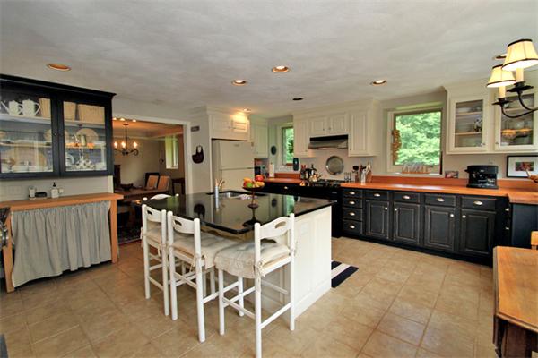 60 Howe Road, Unit 60 Cohasset, MA 02025 - Photo 8 of 30 Gallery Image 8