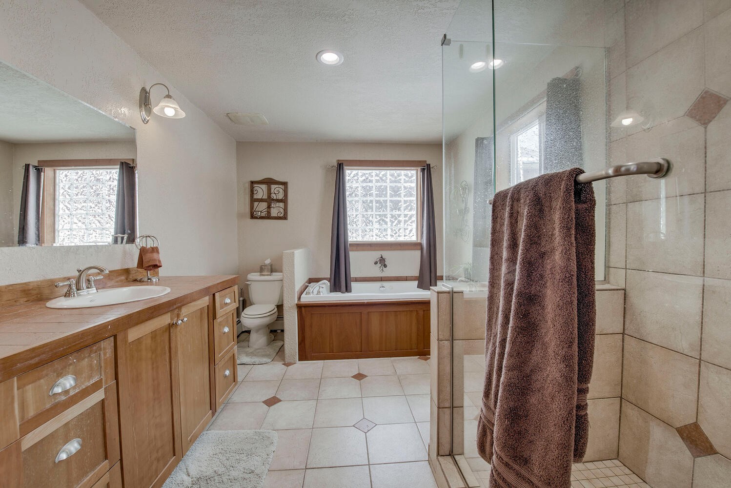 1462 Sheep Ridge Road Fairplay, CO 80440 - Photo 23 of 48 Spacious bathroom with sunny, bright windows