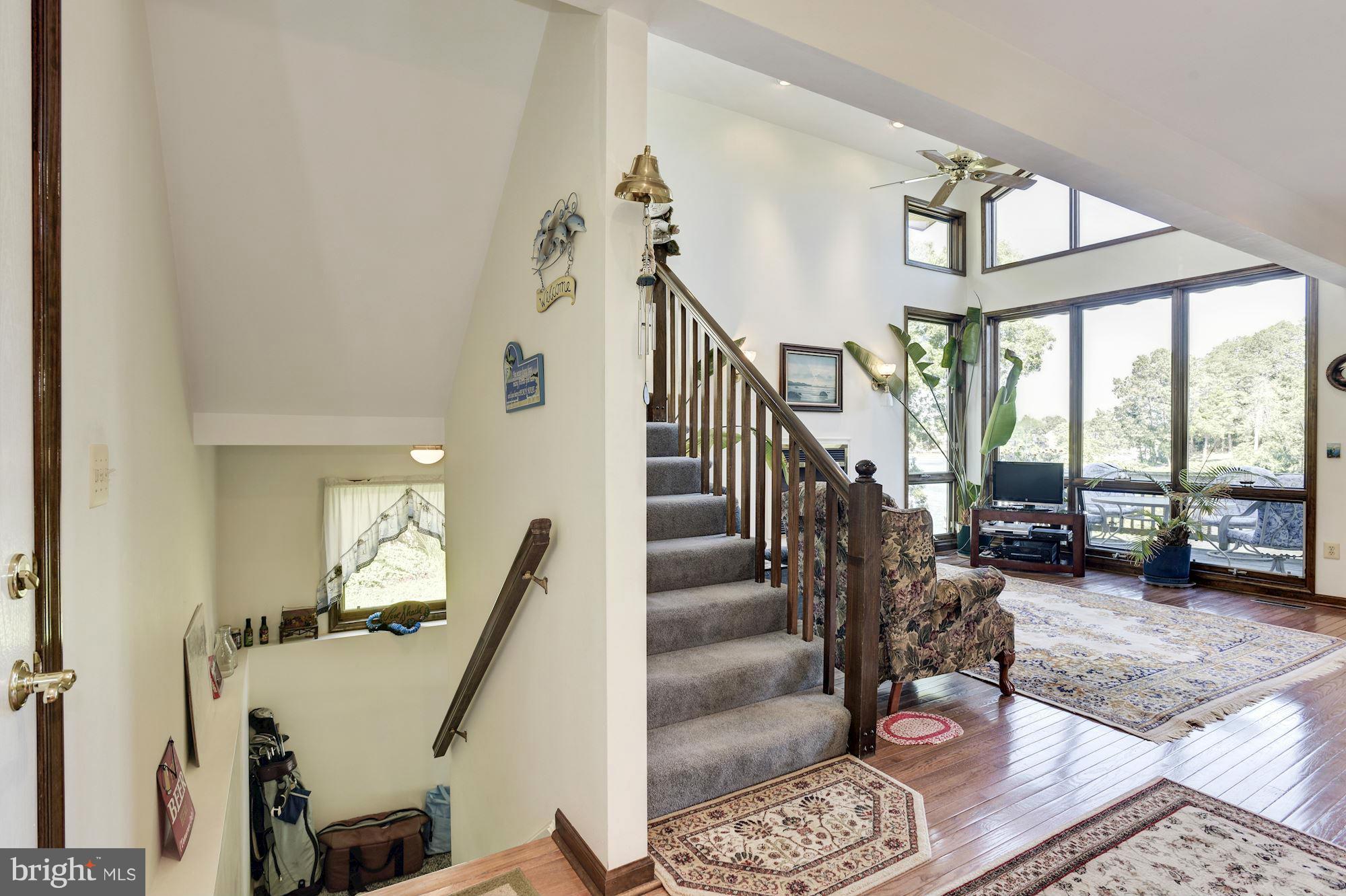 793 Powhatan Beach Road Pasadena, MD 21122 - Photo 3 of 23 Interior (General)