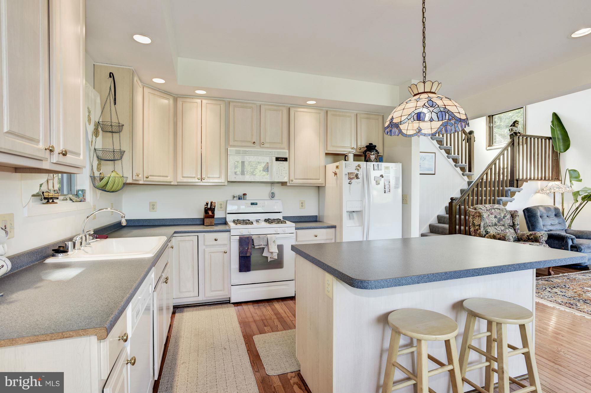 793 Powhatan Beach Road Pasadena, MD 21122 - Photo 7 of 23 Kitchen