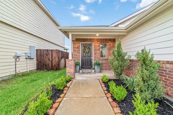 $2,000 | 6342 Verbena Blossom Trail, Katy, TX 77449