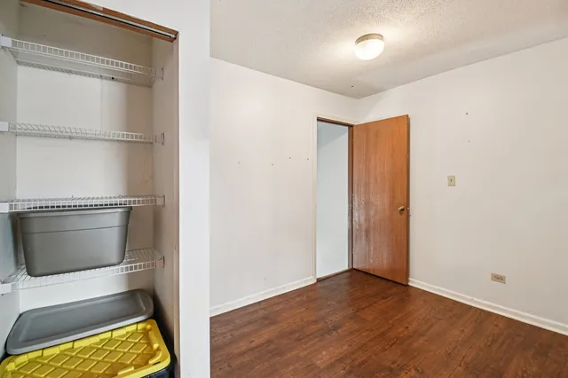 $295,000 | 1420 Greenridge Avenue, Algonquin, IL 60102