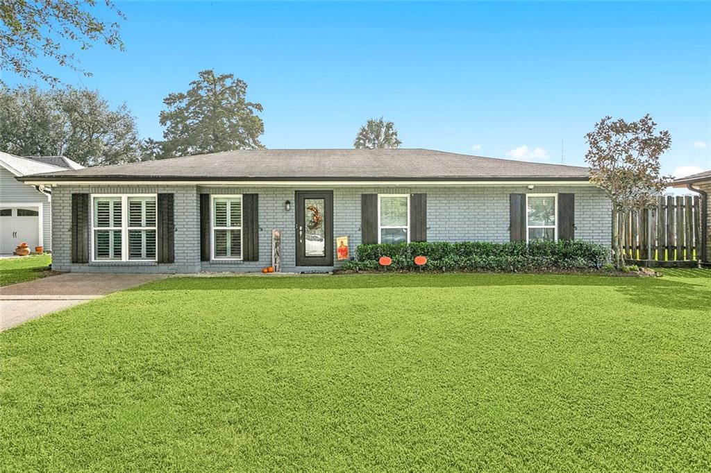 303 Planters Canal Road Belle Chasse, LA 70037 - Photo 2 of 19