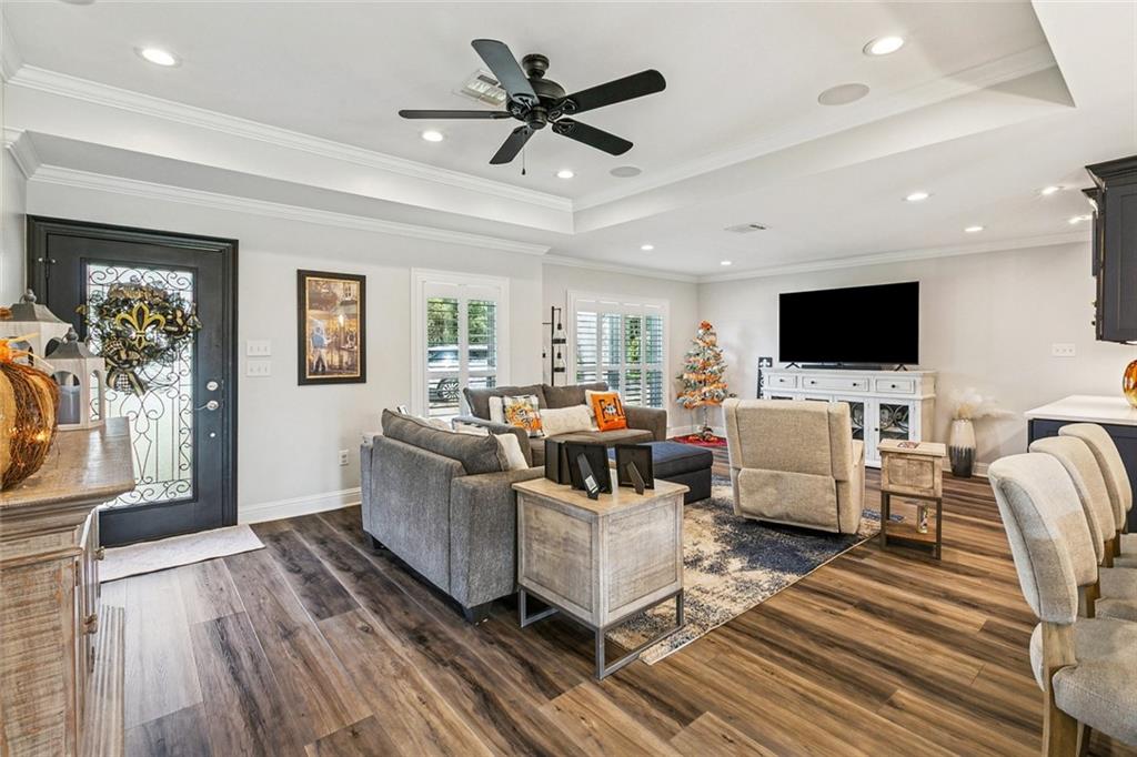 303 Planters Canal Road Belle Chasse, LA 70037 - Photo 3 of 19