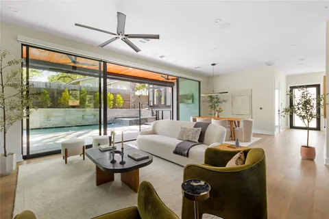 $2,100,000 | 2200 De Verne Street, Austin, TX 78704