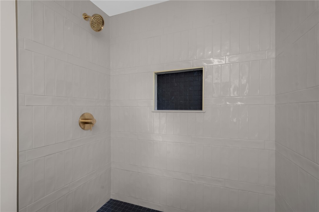 281 Spring Green Road Warwick, RI 02888 - Photo 21 of 39