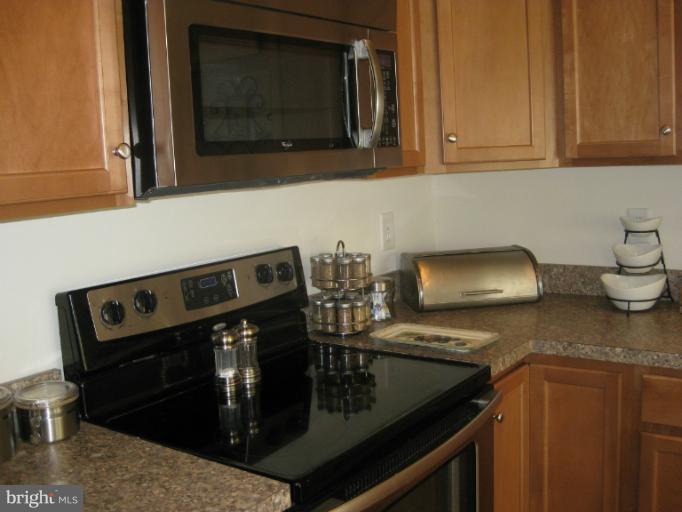 46 Ran Rue Drive Martinsburg, WV 25403 - Photo 13 of 30 Kitchen