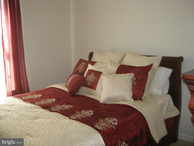 46 Ran Rue Drive Martinsburg, WV 25403 - Photo 5 of 30 Bedroom