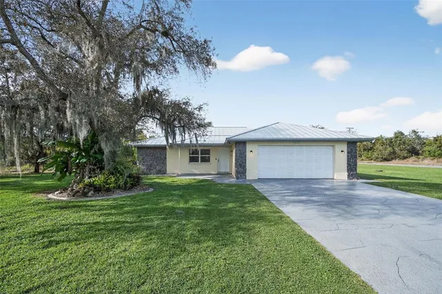 $295,000 | 101 Jamison Avenue, Lake Placid, FL 33852