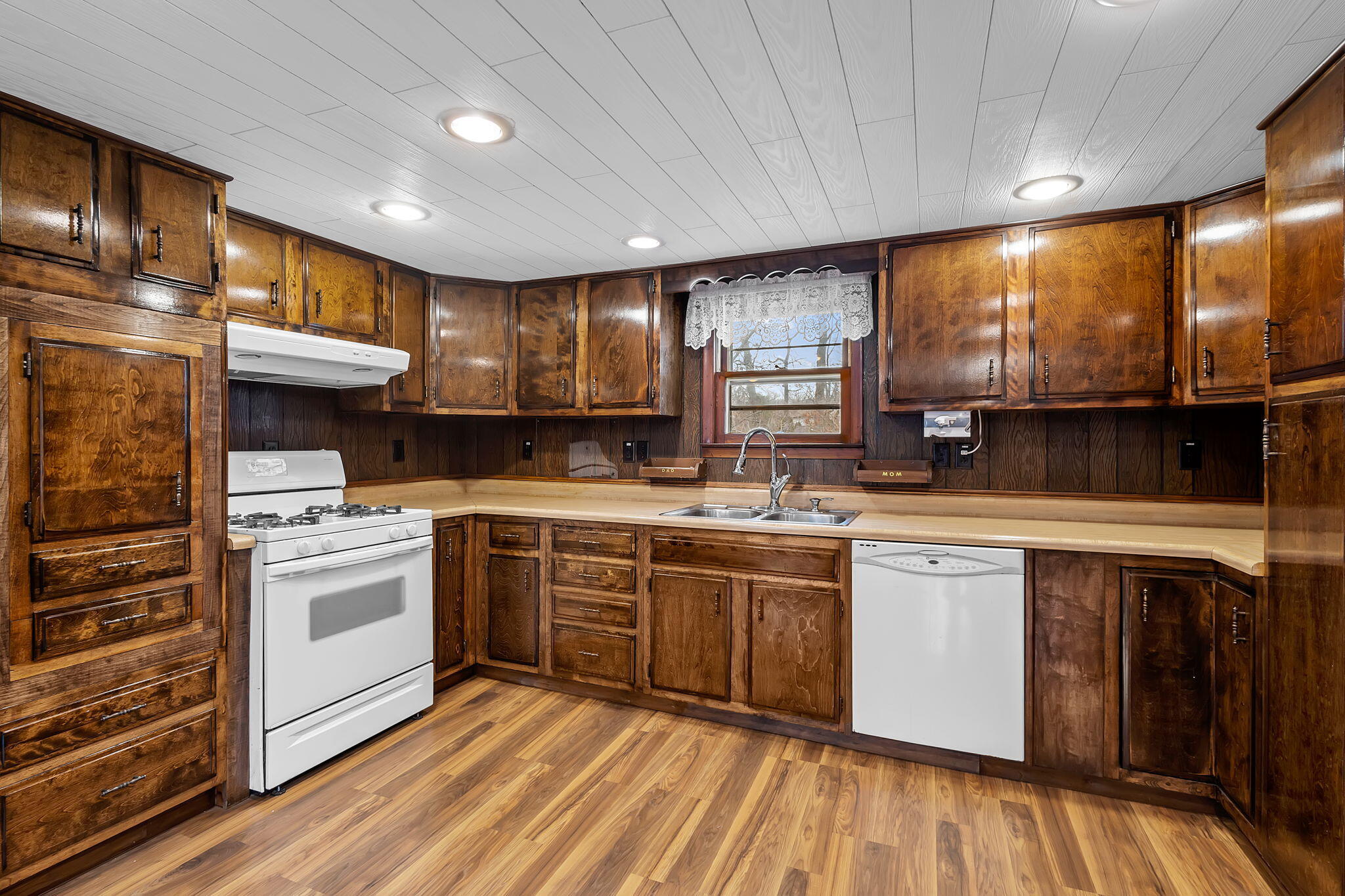 14511 Wheeler Street Cedar Lake, IN 46303 - Photo 43 of 58 2048x1365