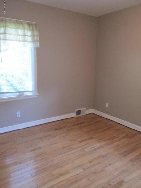 941 15th Avenue Northeast Rochester, MN 55906 - Photo 14 of 17 Gallery Image 14
