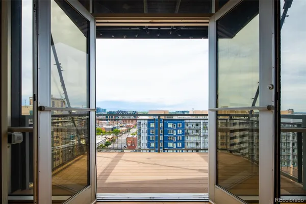 $3,000 | 2020 Arapahoe Street, Unit 1130, Denver, CO 80205