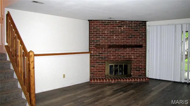 $2,300 | 13 Steven Brent Court, St. Peters, MO 63376