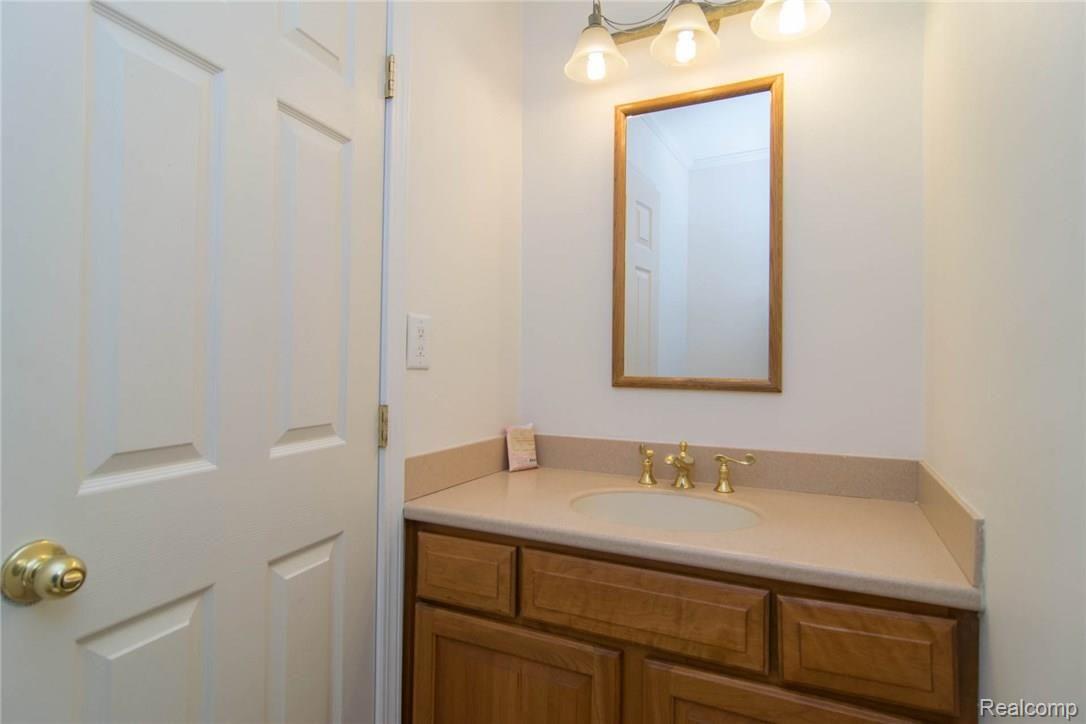 50899 Hanford Road Canton, MI 48187 - Photo 26 of 81 DSC_1135.jpg
