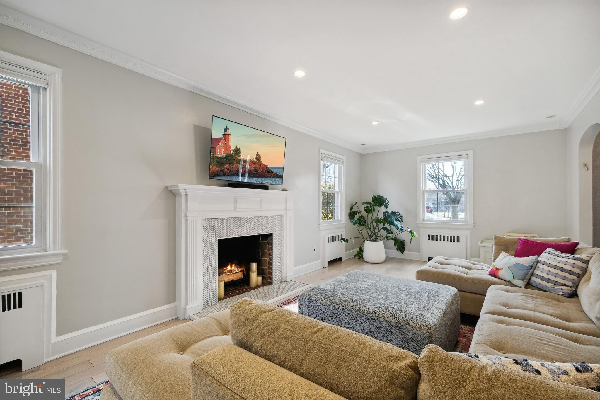 1509 Kalmia Road Northwest Washington, DC 20012 - Photo 4 of 43