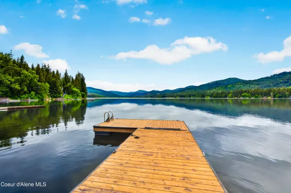 $417,500 | 8642 West Upper Twin Lake Shore Road South, Rathdrum, ID 83858