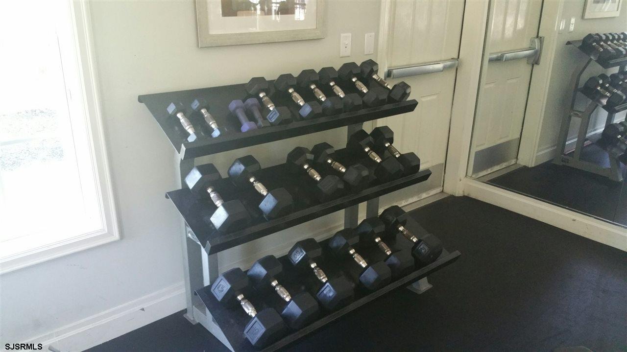 54 White Pond Court Galloway Township, NJ 08205 - Photo 6 of 13