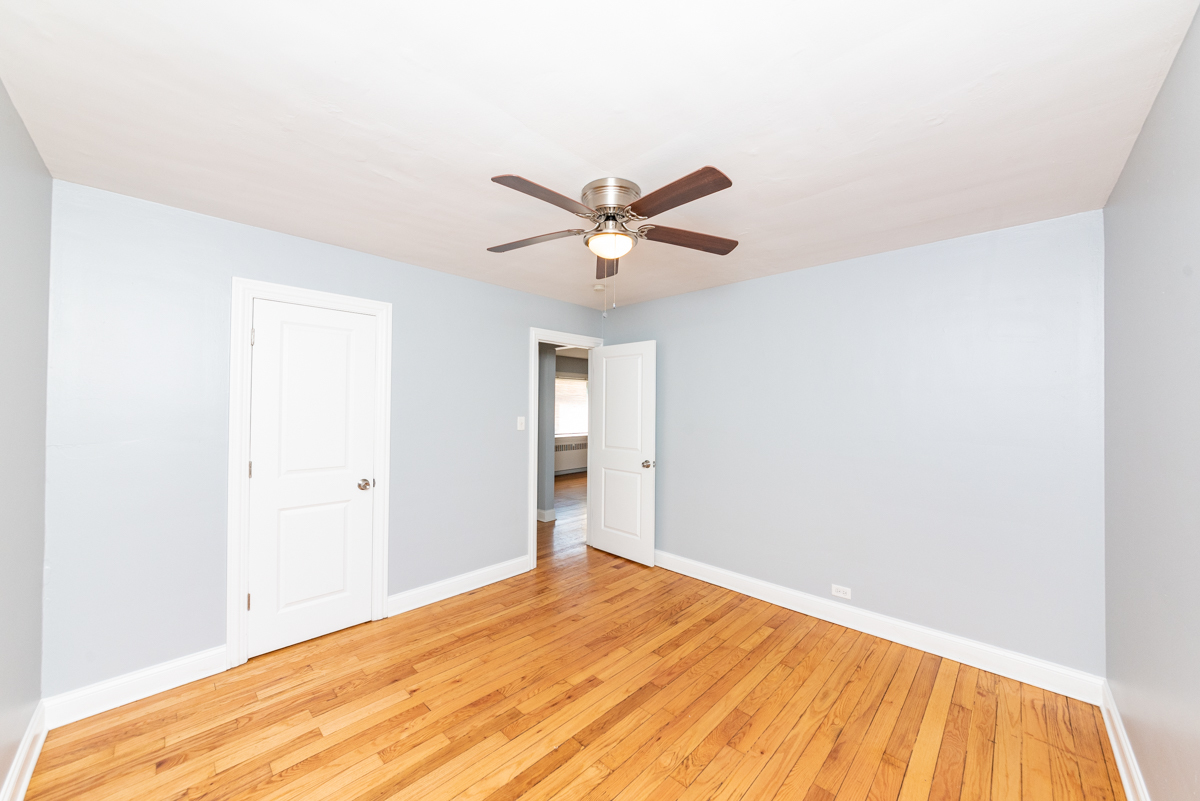 227 Custer Avenue, Unit 2 Evanston, IL 60202 - Photo 2 of 11