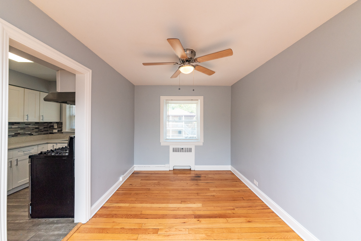 227 Custer Avenue, Unit 2 Evanston, IL 60202 - Photo 6 of 11