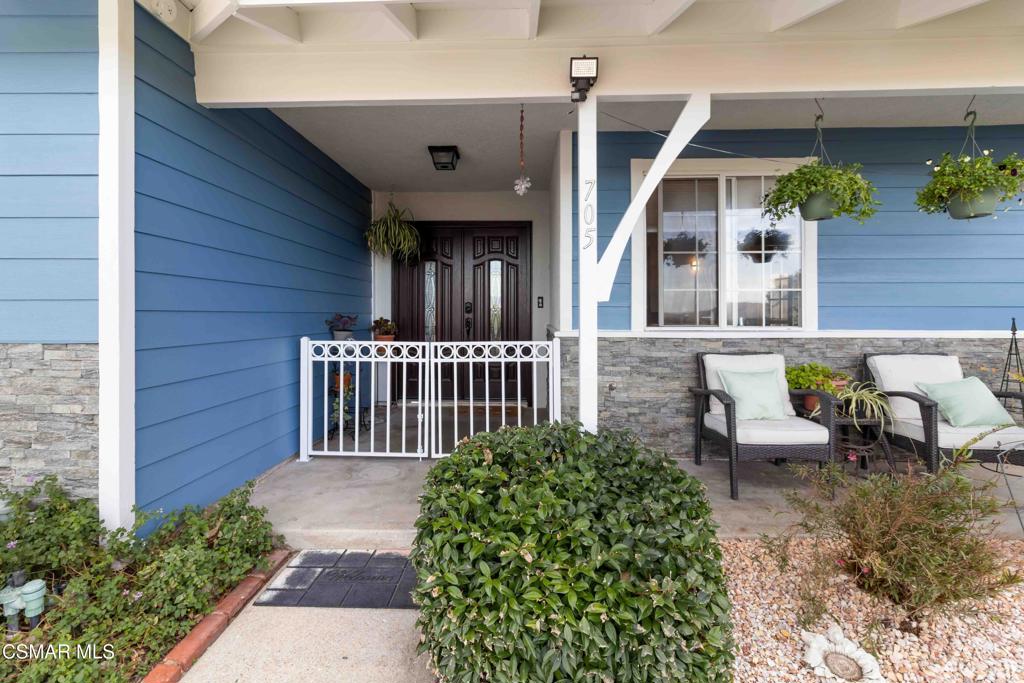 705 Wishard Avenue Simi Valley, CA 93065 - Photo 8 of 50 a front view of a house with garden