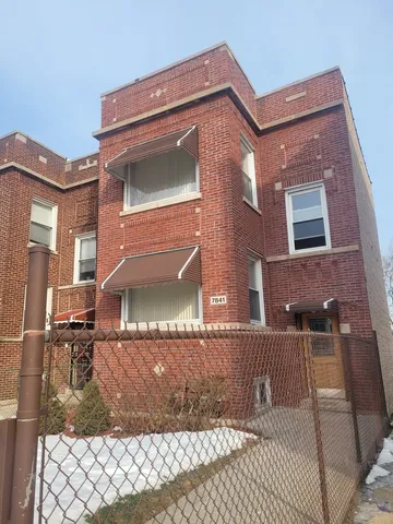 $1,000 | 7841 South Loomis Boulevard, Unit G, Chicago, IL 60620