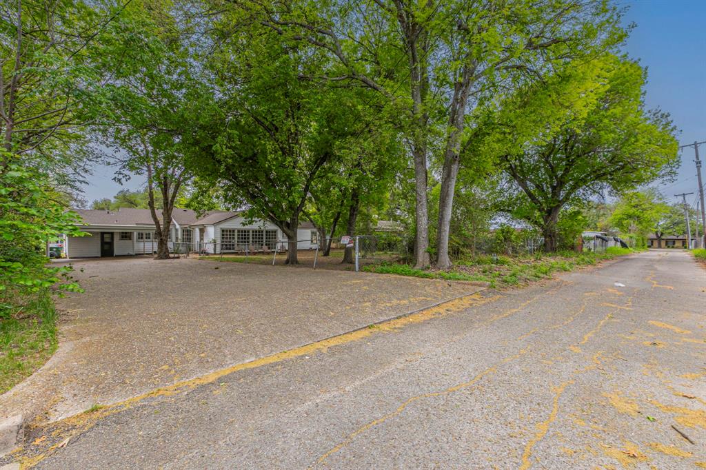 3205 Live Oak Avenue Waco, TX 76708 - Photo 16 of 18