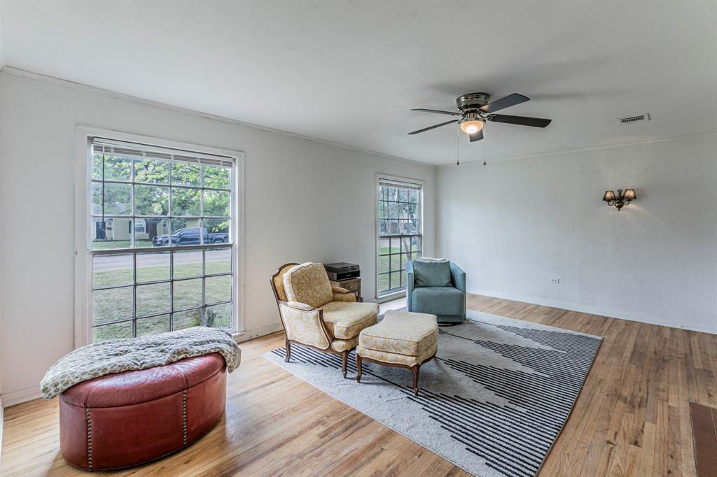 3205 Live Oak Avenue Waco, TX 76708 - Photo 8 of 18