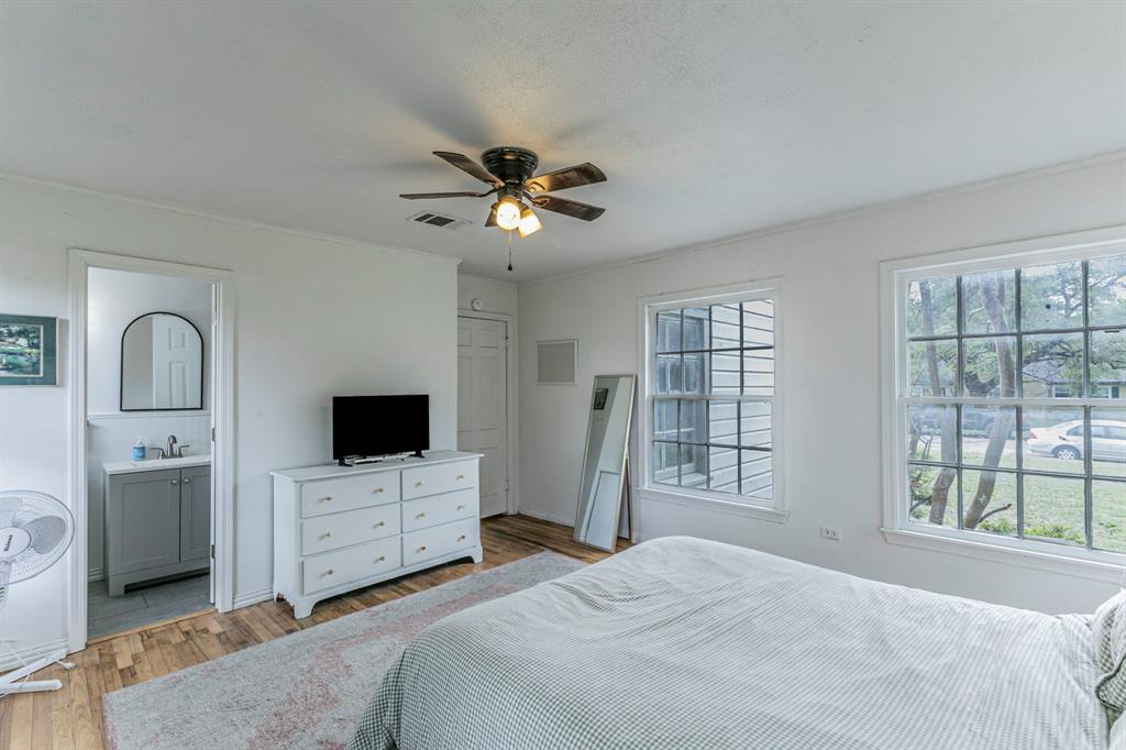 3205 Live Oak Avenue Waco, TX 76708 - Photo 9 of 18