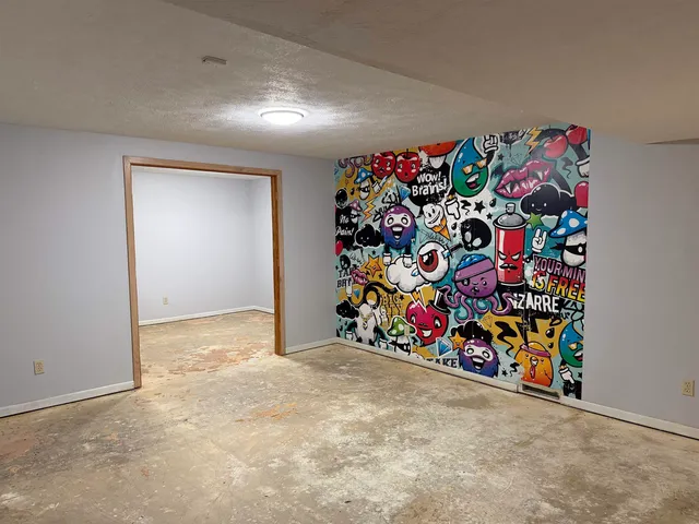 $335,000 | 6432 Spring Hill Close, Rockford, IL 61108