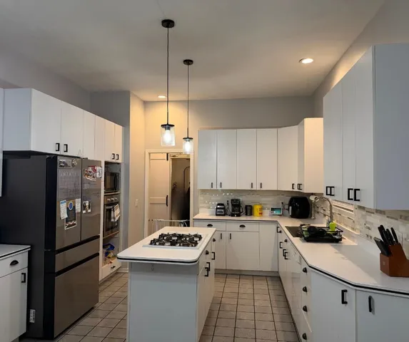 $335,000 | 6432 Spring Hill Close, Rockford, IL 61108