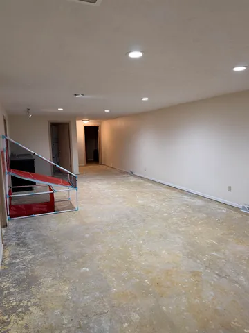 $335,000 | 6432 Spring Hill Close, Rockford, IL 61108