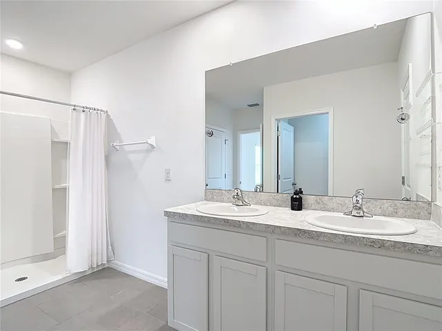 $2,500 | 10982 Penny Gale Loop, San Antonio, FL 33576