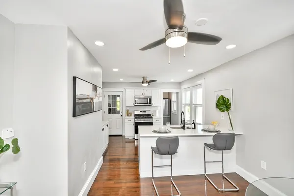 $2,700 | 18-20 Stevens Street, Unit 2, Quincy, MA 02169