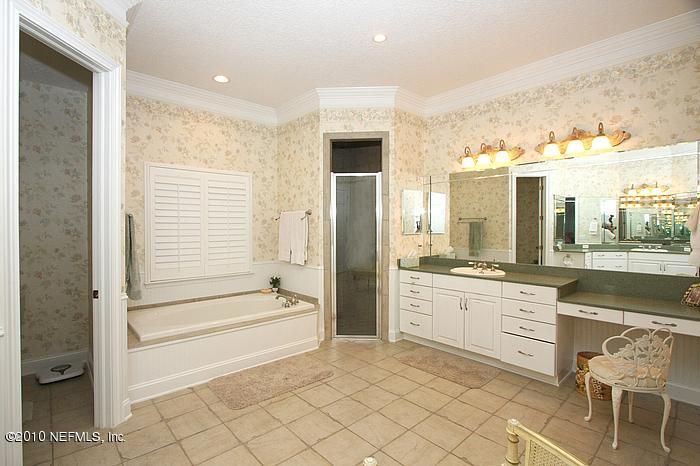6999 Old Church Road Fleming Island, FL 32003 - Photo 21 of 32 Master bath