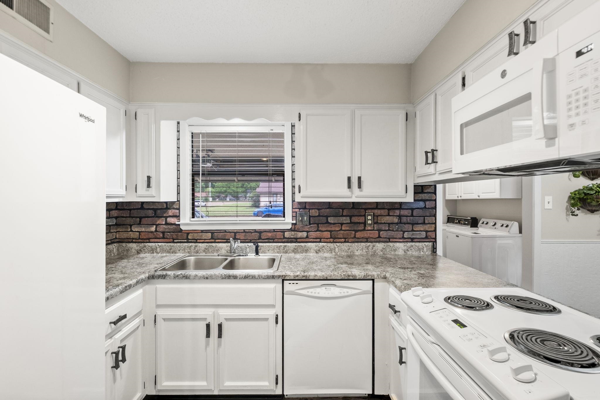 5609 Elmore Road Bartlett, TN 38134 - Photo 11 of 29