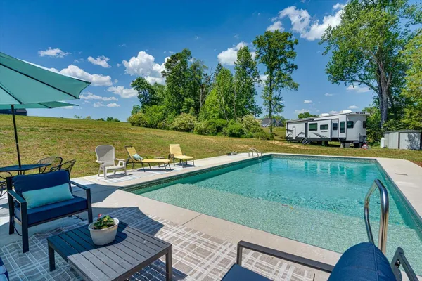 $1,400,000 | 200 Waters Drive, Ringgold, GA 30736