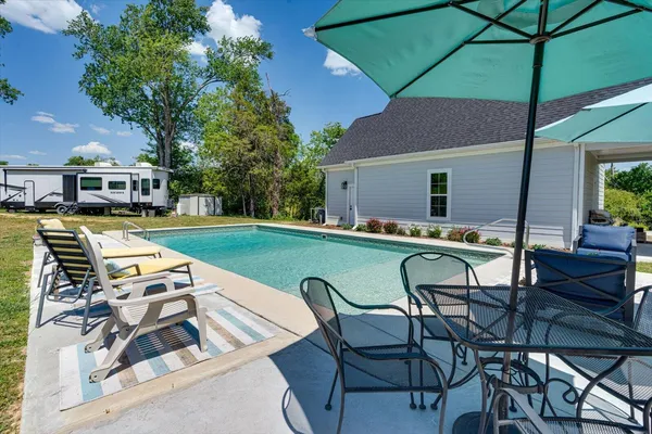 $1,400,000 | 200 Waters Drive, Ringgold, GA 30736