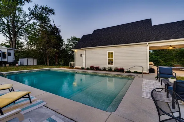 $1,400,000 | 200 Waters Drive, Ringgold, GA 30736
