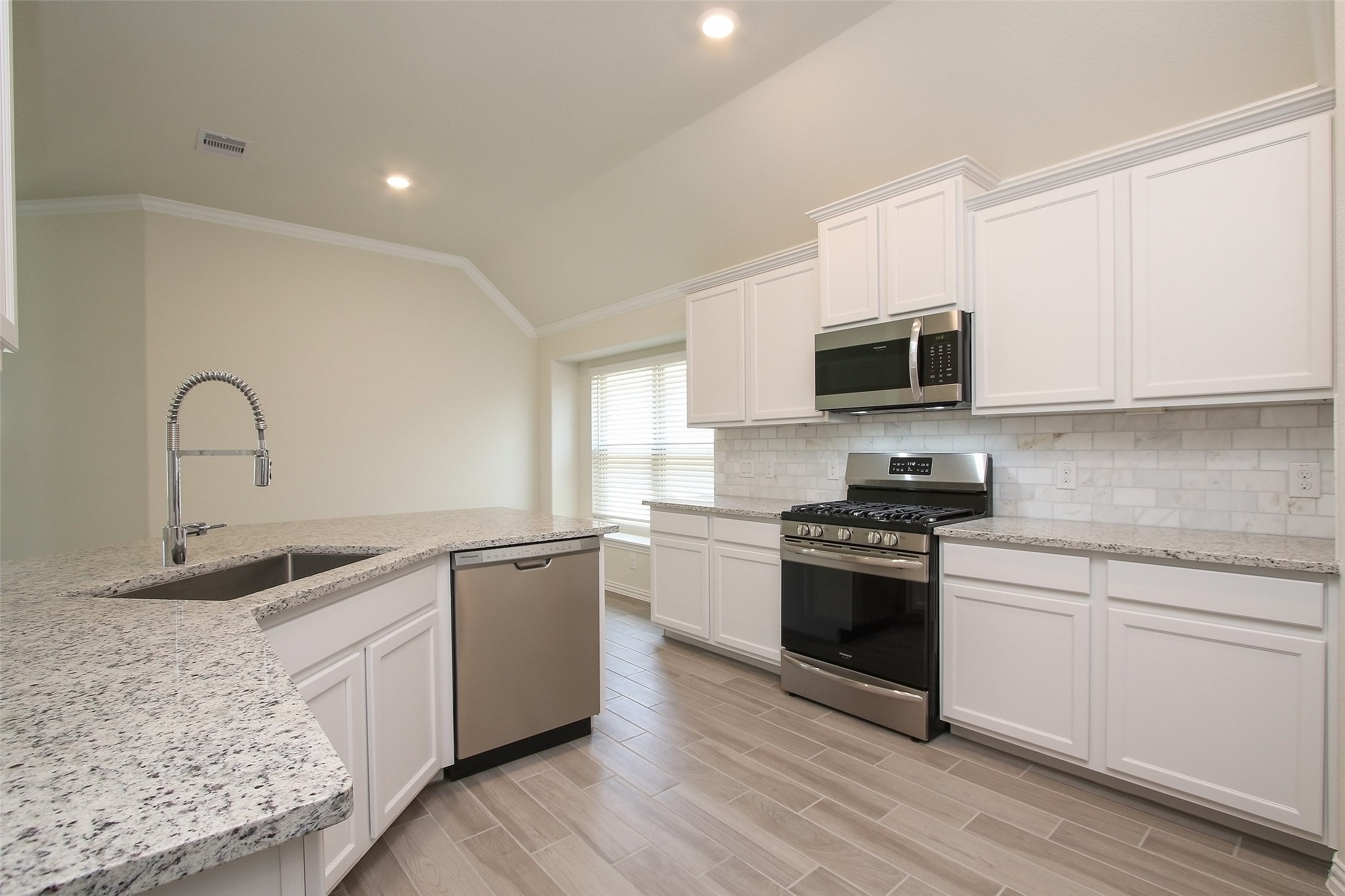 15230 Kickapoo Cavern Drive Cypress, TX 77433 - Photo 13 of 39