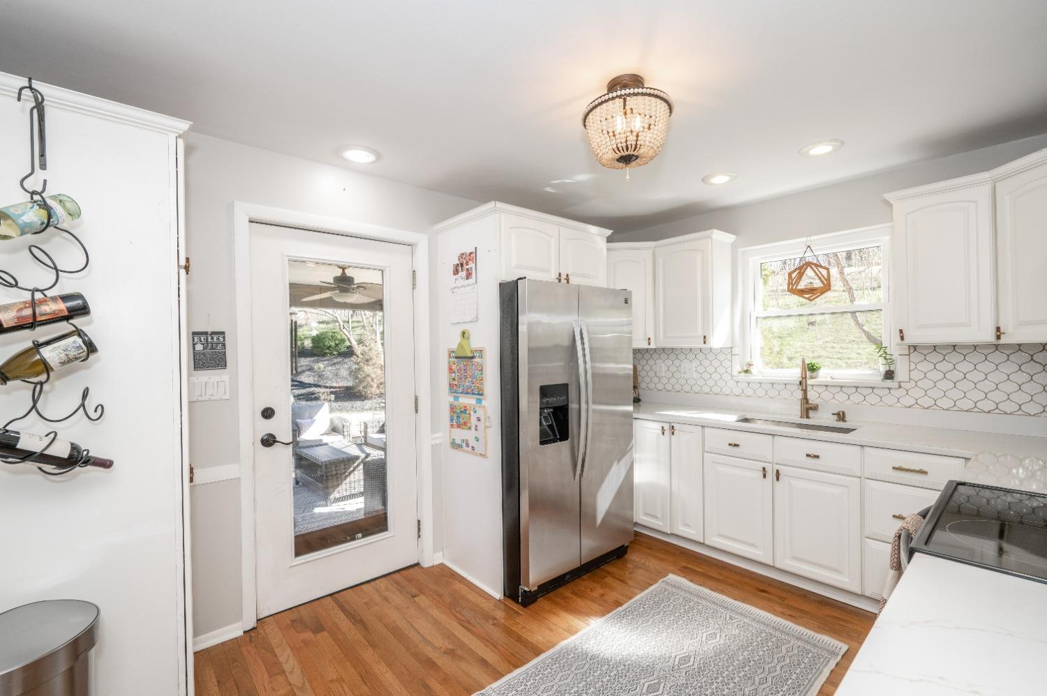 4170 Hubble Road Cincinnati, OH 45247 - Photo 6 of 27