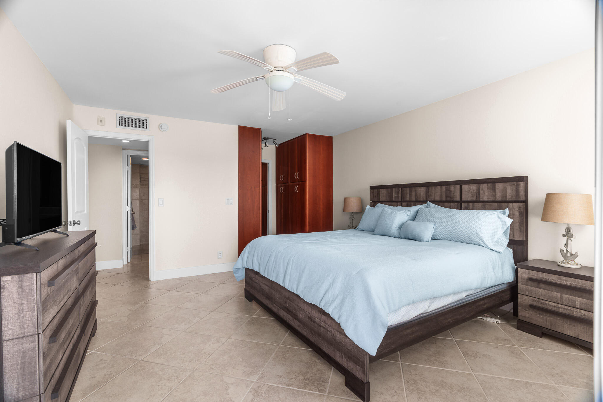 950 Ponce De Leon Road, Unit 403 Boca Raton, FL 33432 - Photo 16 of 30 Primary