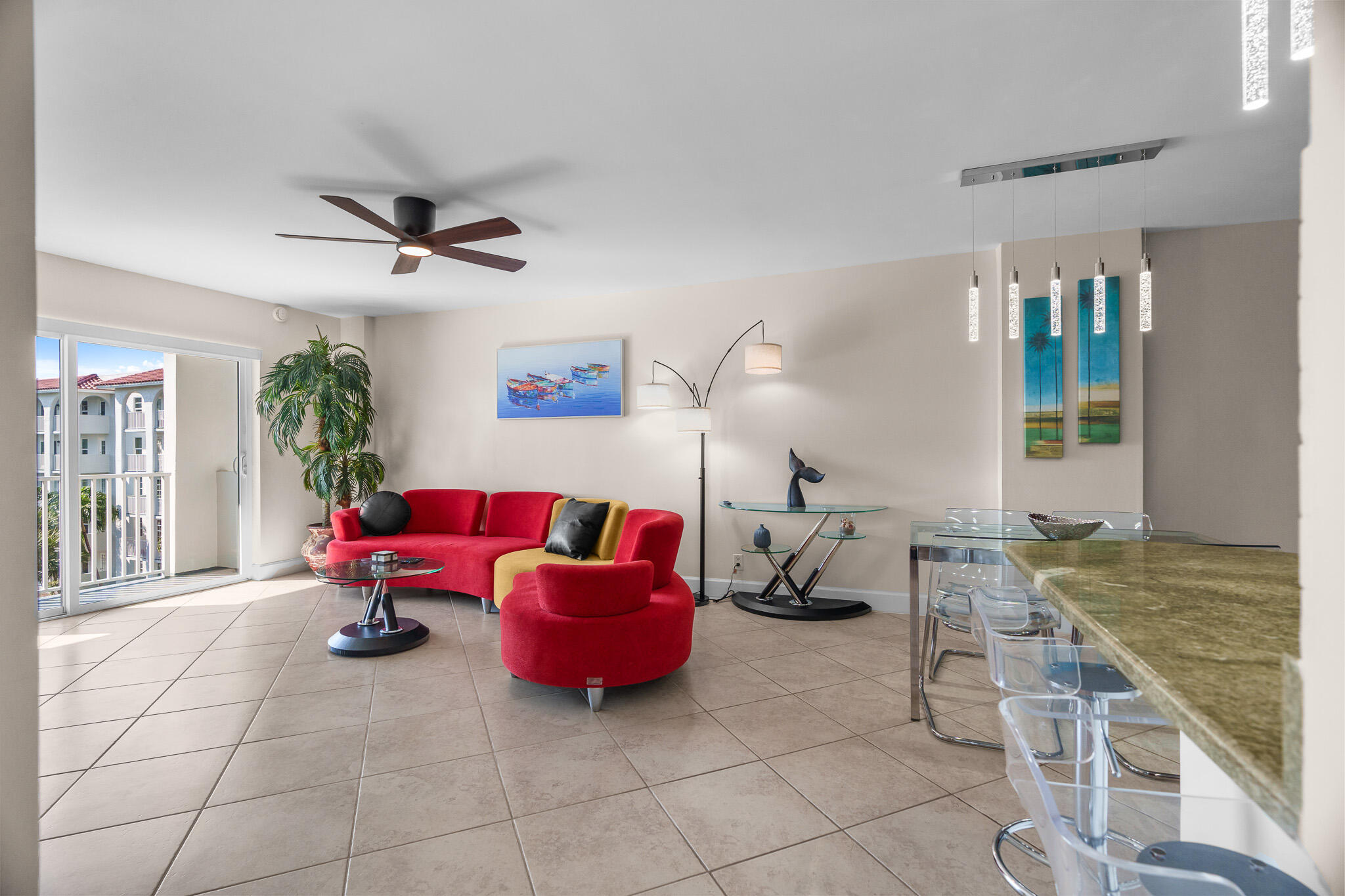 950 Ponce De Leon Road, Unit 403 Boca Raton, FL 33432 - Photo 8 of 30 Living Room