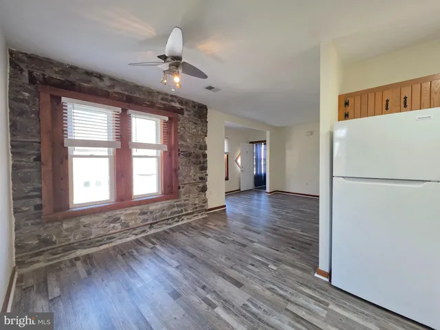 $1,325 | 420 West 22nd Street, Unit 2, Wilmington, DE 19802