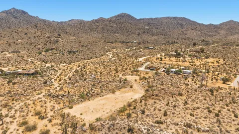 $699,000 | 8669 Vía Rocosa, Joshua Tree, CA 92252