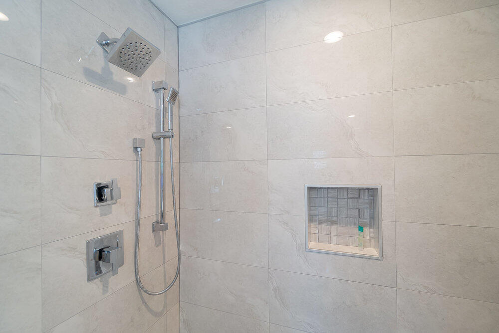 115 Owl Pointe Circle Jupiter, FL 33458 - Photo 16 of 24 020_dsc02014